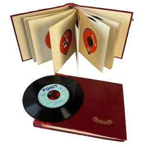 Vintage 18 Records in 2 Albums 1950s Folk Music 45 Singles Germany Italian Records Collection Book Holders Red 33s Decca Odeon Electrola