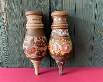 Set Vintage German Folk Art Wall Vases 2 Art Hanging Wooden Handmade Painted Decor Bavarian Farmhouse Bauernmalerei