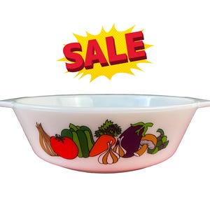 Vintage Pyrex Casserole Dish – Pyrex England Vegetable Print – White Opaque Glass Baking Dish with Handles – Retro Kitchen Cookware KID HELP