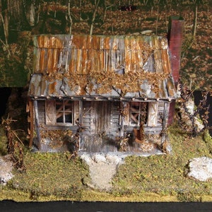 Evil Dead Cabin Model~HO 1:87 Scale Diorama~Haunted House~Ash~Halloween~D.A. Clayton~Horror Movie House Model~Bates Psycho House~Bates Motel