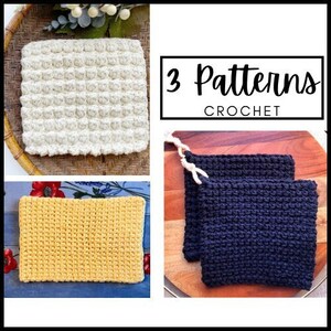 Può includere: Tre modelli di uncinetto per strofinacci da cucina. I modelli includono un punto a trama bianca, un punto a uncinetto semplice giallo e un punto a trama blu scuro.