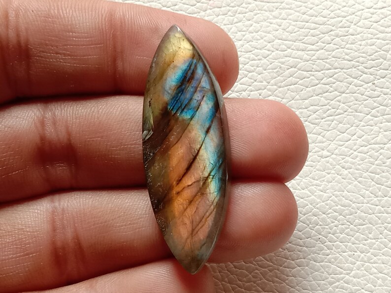 Natural Multi Purple Labradorite Cabochon Gemstone Purple Flashy Labradorite Semiprecious Stone Marquise Shape 47x16x5 mm 35 Crt