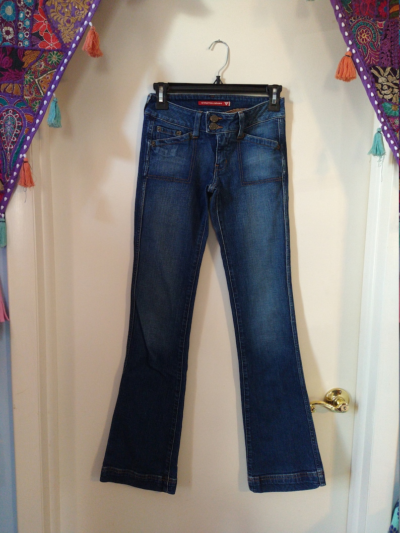 Women/'s Guess jeans