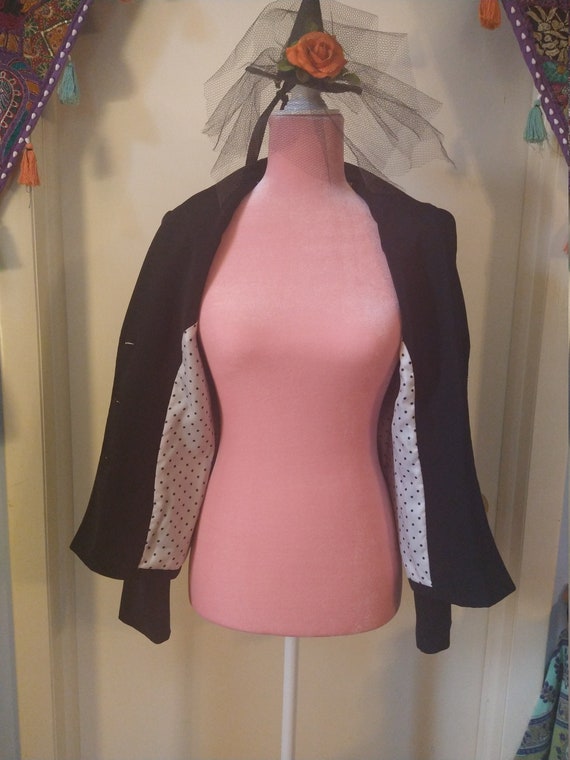 Women's suit jacket - image 1