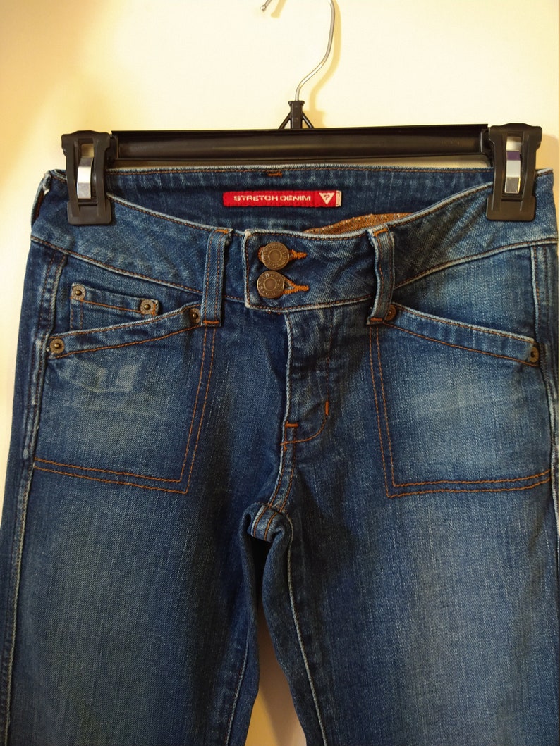 Women/'s Guess jeans