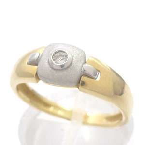 Gold ring with white sapphire, 585 yellow gold, 14 carat