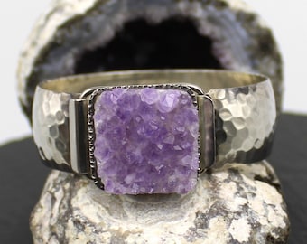 Design Amethyst bangle made of 835 silver with amethyst