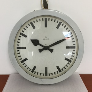 Siemens Bauhaus factory clock, radio house clock around 1936