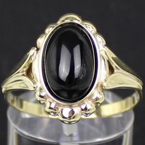 Onyx Gold Ring made of 333 yellow gold, 8 carat