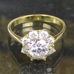 Vintage Gold Ring made of 333 yellow gold, 8 carat, with stone setting