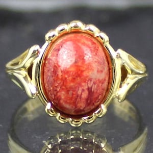 Coral Gold Ring made of 333 yellow gold, 8K Gold