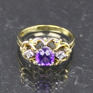 Amethyst and diamond gold ring, around 1920, 585 yellow gold, 14 carat