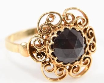 Antique Garnet Gold Ring, 14K Gold, 585 yellow gold