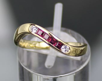 14K Ruby-brilliant gold ring