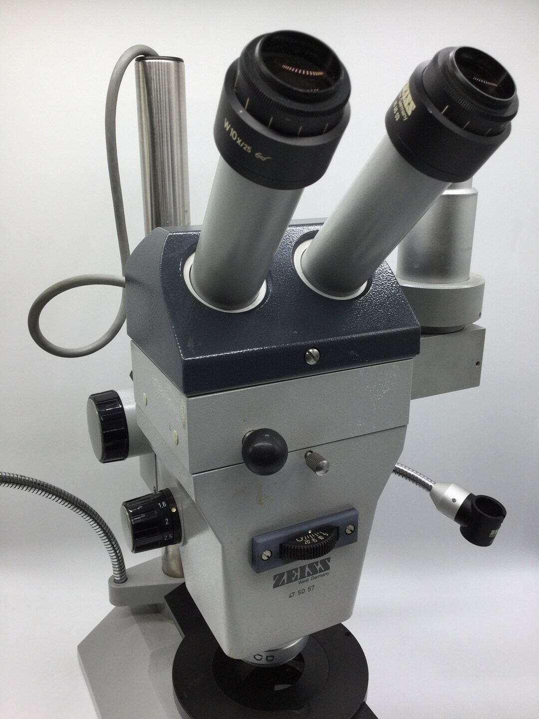 Carl Zeiss 47 50 57 Stereo Zoom Microscope With Microscope Camera Etsy