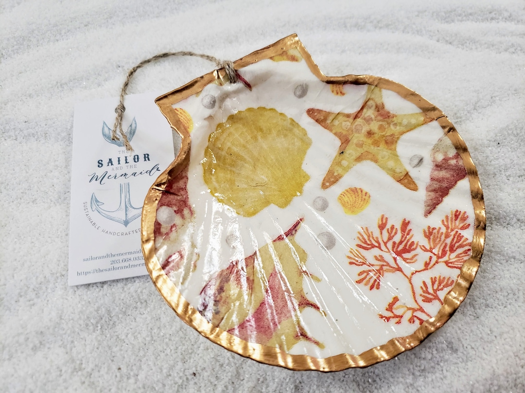 Decoupage Scallop Shell Ornament Trinket Ring Dish, Large English