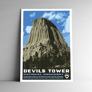 Devils Tower National Monument affiche de voyage de style vintage - 8x10 - 12x18 - 18x24 - 24x36 / 4x6 Carte postale WPA Style Wyoming USA Art Print