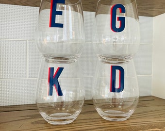 Personalized Stemless Wine Glass: Custom Monogram Shadow Letter