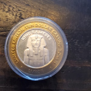 Limited Edition ~ 2001 ~ LUXOR Las Vegas Ten Dollar Gaming Token .999 Fine Silver
