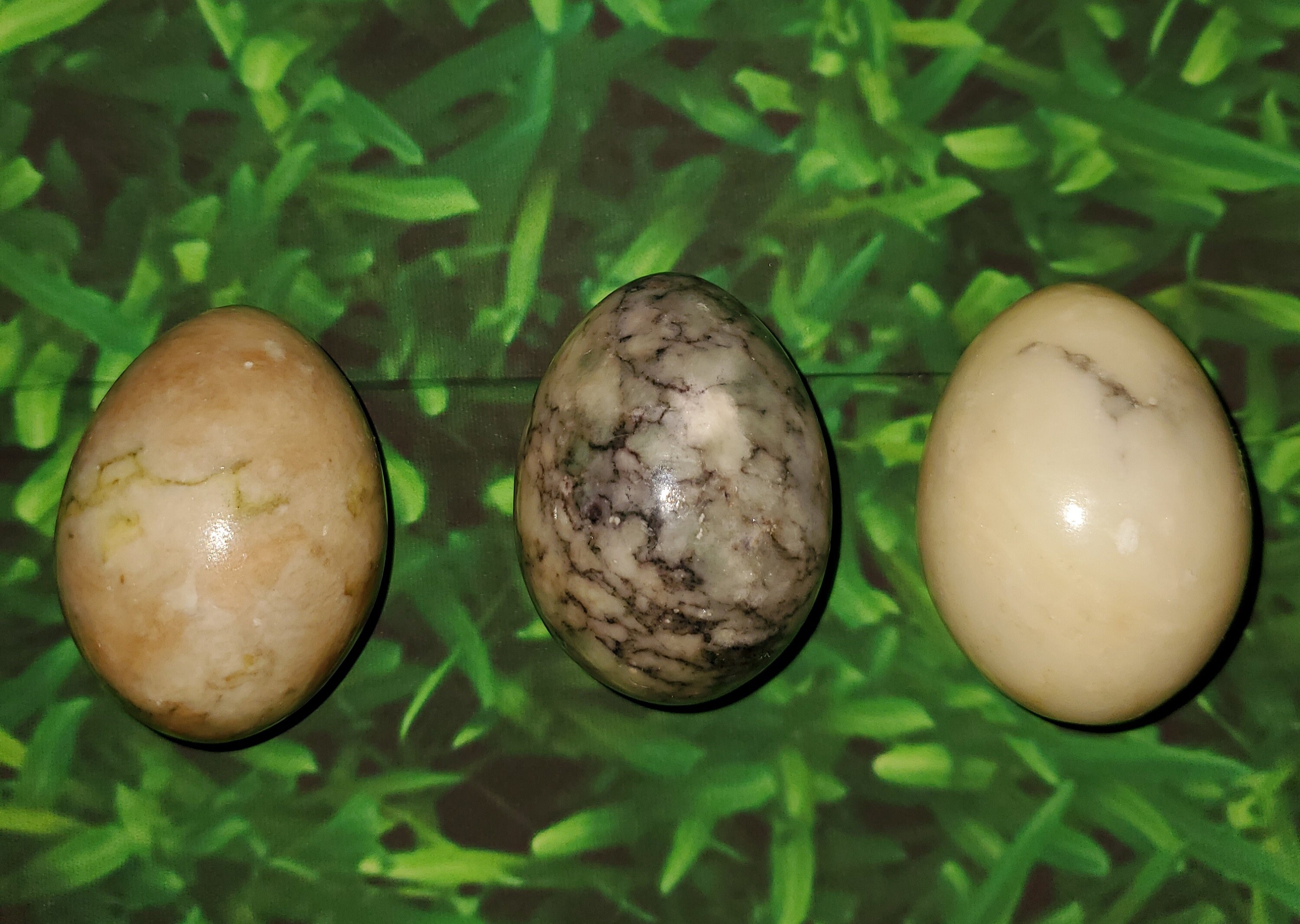 Vintage Marble Eggs for Home Decor. Set of Three Marble Eggs. Etsy Norway