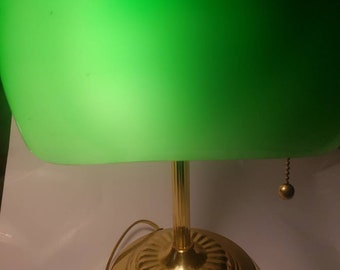 green piano lamp