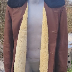 Vintage 1970s genuine sheepskin winter fur jacket