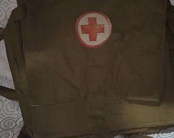 USSR army medic vintage military field bag