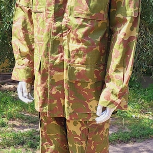 Vintage Rare 1990s Army Camouflage Uniform size 52/6