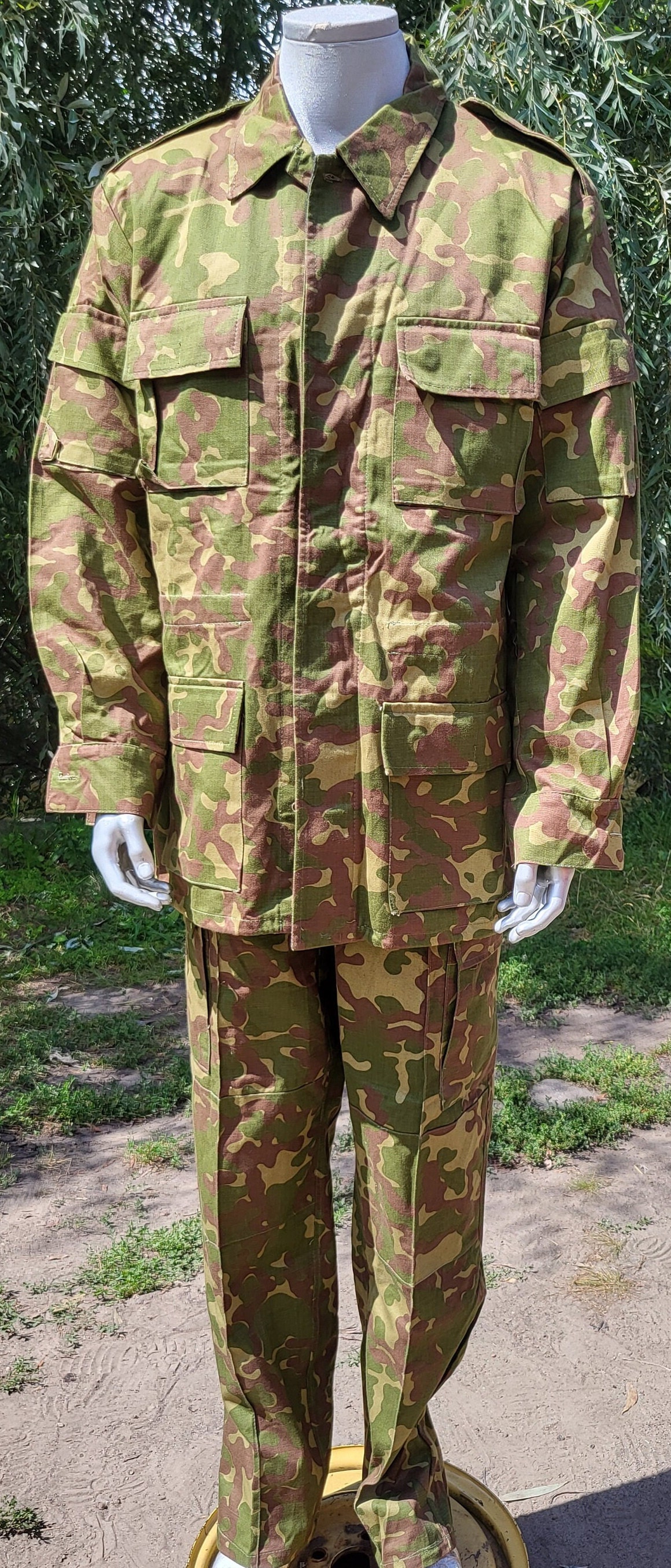 Traje vintage con estampado raro, conjunto de dos piezas de los años 90,  talla 52/6 - Etsy México, image size:1160x2710