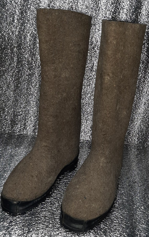Soviet shop winter boots