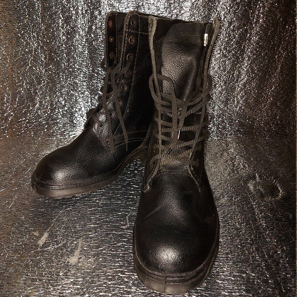 Ukraine winter combat boots with laces
