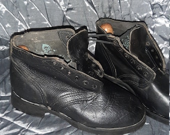 Vintage black leather lace up boots, sturdy sole, classic old era footwear