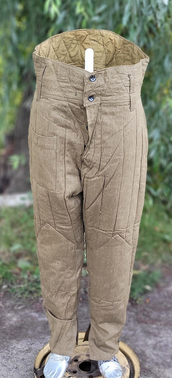 Red army sales cargo pants
