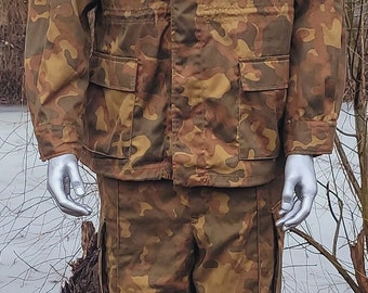 Military combat uniform BUTAN Army 1990s