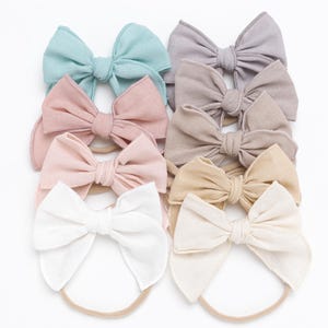 Baby Hair Bows, Baby Headbands, Baby Girl Bows Set, Small Bows, Nylon headband, Newborn Girl Headbands, Girls hair clips, Baby Shower Gift.