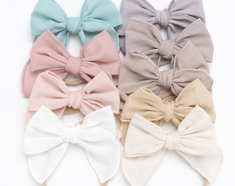 Baby Hair Bows, Baby Headbands, Baby Girl Bows Set, Small Bows, Nylon headband, Newborn Girl Headbands, Girls hair clips, Baby Shower Gift.
