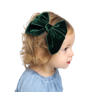 Baby Girl Hair Bows, Green Velvet Bow, Christmas Bow Headband, Christmas Velvet Hair Bows, Baby Girl Headbands, Toddler Girls Hair Clips