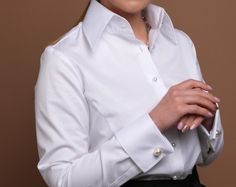 Biała bluzka w prążki, elegancka biała koszula damska z mankietem francuskim, bluzka z wysokim kołnierzem i guzikami z masy perłowej, 100% bawełny premium