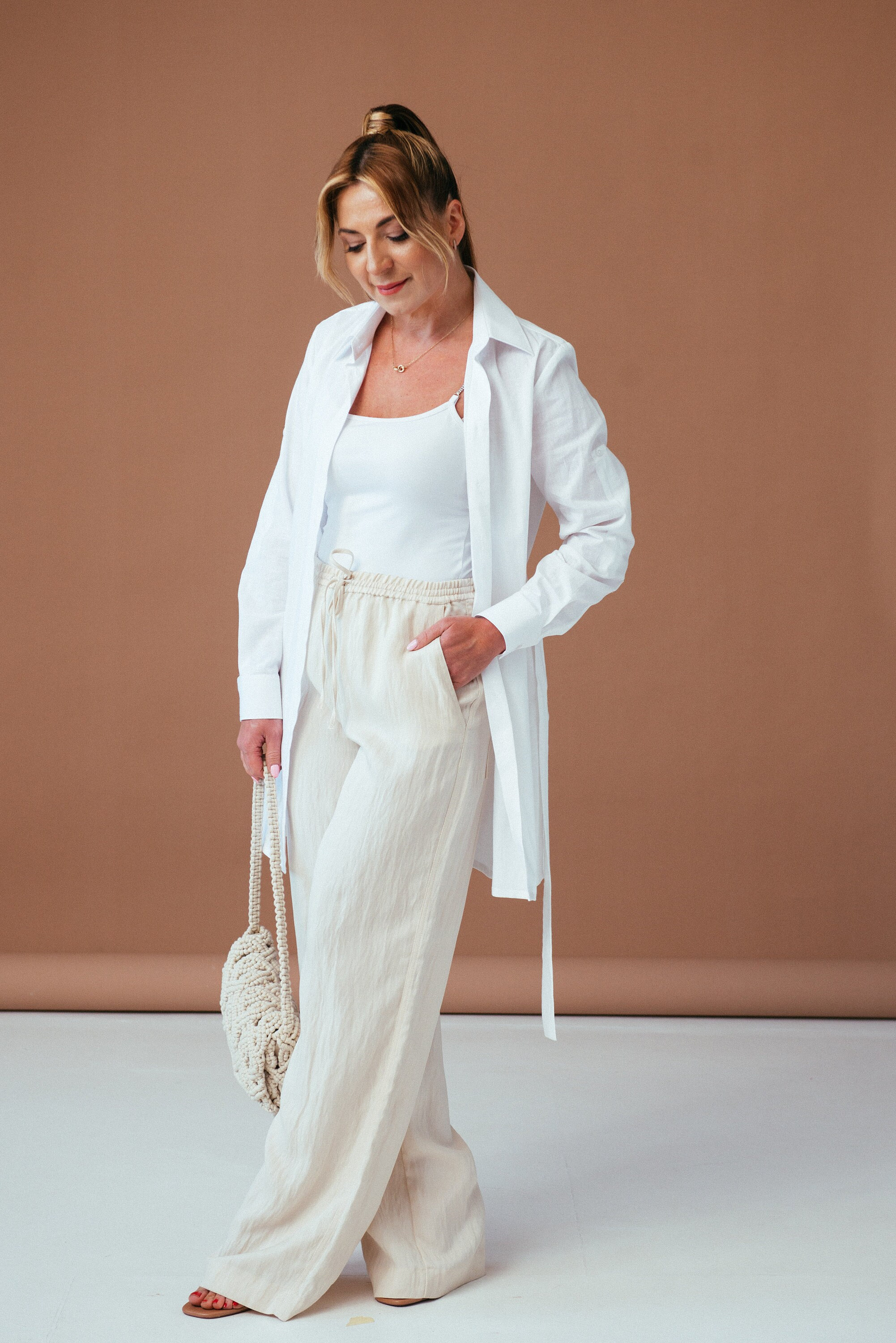 Camicia Donna In Cotone 100% - Manica Lunga, Scollo A V, Loose Con Due Tasche, Mussola - Foto 5