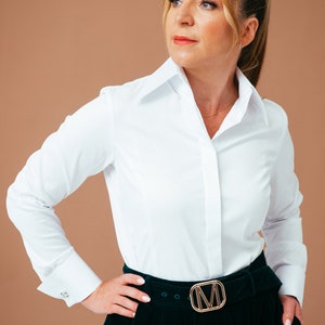 Our classic blouses come in a variety of sizes. Find your perfect fit and enjoy the style.