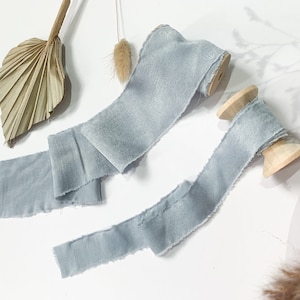Handgescheurd lint van chiffon met glanzende afwerking schemerig blauw boeketlint | Chiffon Ruwe Rand Zijde Stijl Lint Bruiloft Lint Uitnodiging