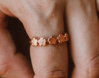 Copper multi flower ring