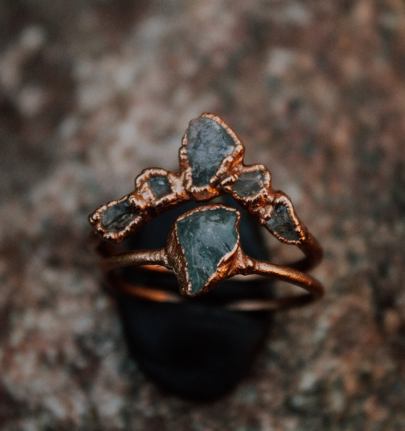 Raw aquamarine copper ring set image 4
