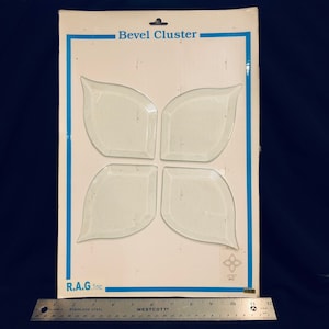 BC303 12&quot; X 12&quot; (4) Pieces Clear Bevel Cluster Design