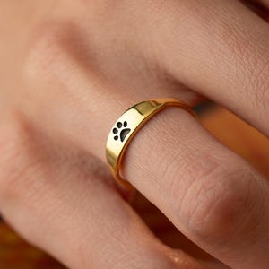 Sterling Silver Paw Print Ring Custom Dog Mom Ring Engraved Pet Ring Cat Paw Ring Paw Print Gold Ring Pet Remembrance Gift for Animal Lovers