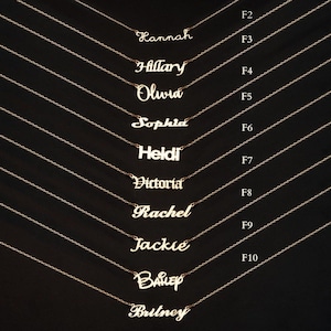 Colar com nome personalizado, colar com nome em prata, colar com nome personalizado, colar com nome minimalista, colar com nome delicado, colar com nome em estilo inglês antigo.