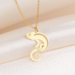 14K Solid Gold Lizard Gecko Necklace, Iguana Pendant, Reptile Jewelry, Animal Charm, Salamander Necklace, Birthday Gift, Chameleon Jewelry
