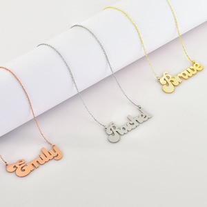 Collier prénom minimaliste • Collier prénom en argent sterling, or • Cadeau de Noël personnalisé • Bijoux personnalisables. Collier cadeau fête des mères