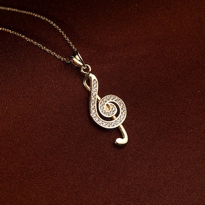14K Gold Treble Clef Musician Necklace, Singer Gift, Music Note Pendant, Birthday Gift, Singer Jewelry, 14K Heart Necklace, Music Jewelry