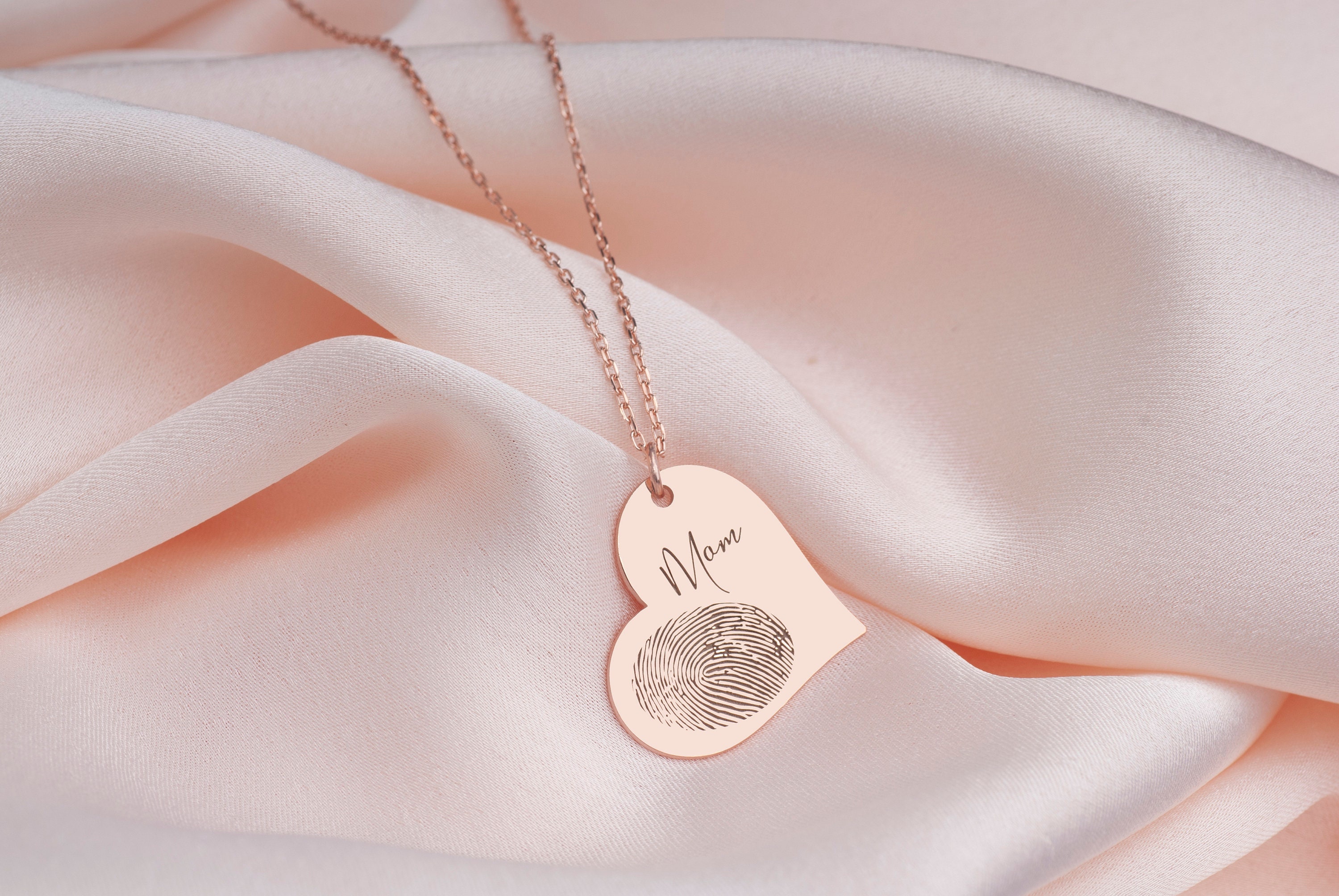 Tabitha webb necklace 3 hearts deals